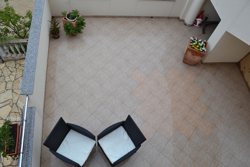 Apartments Danijela Задар Екстериор снимка