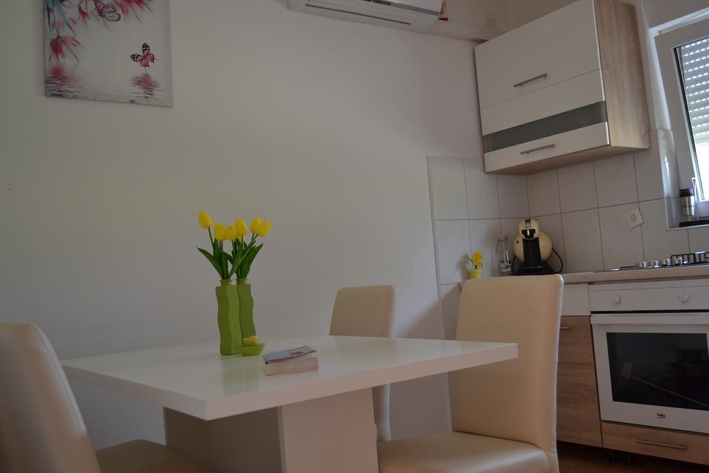 Apartments Danijela Задар Екстериор снимка