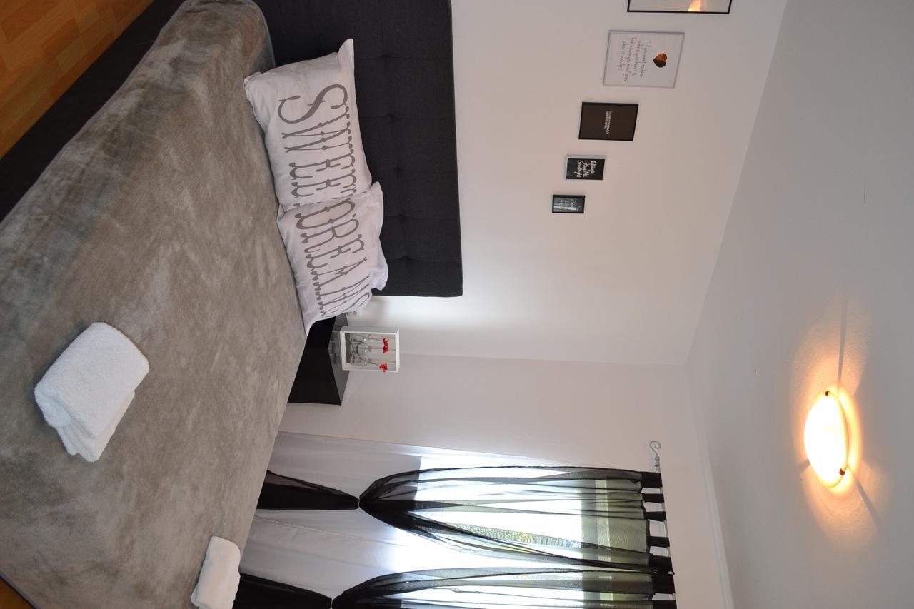 Apartments Danijela Задар Екстериор снимка